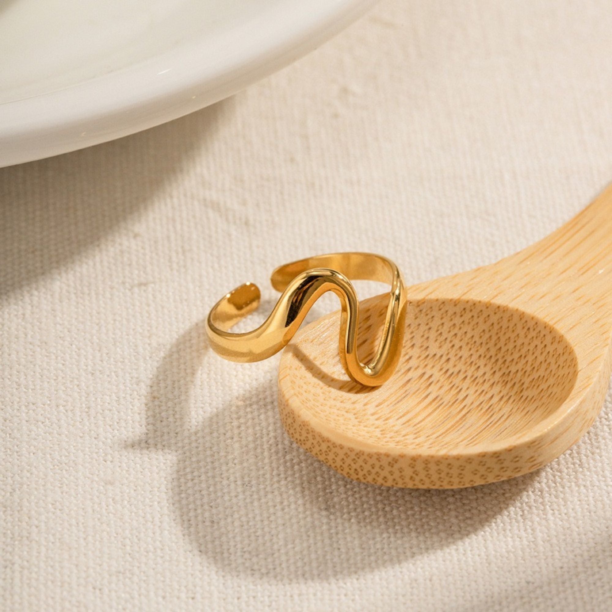 Wave Ring